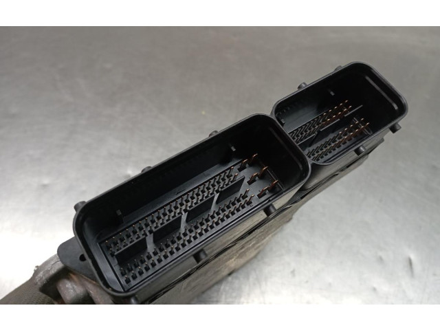 Блок управления двигателя 04L907309D, 0281018498 Skoda Octavia Mk3 (5E)