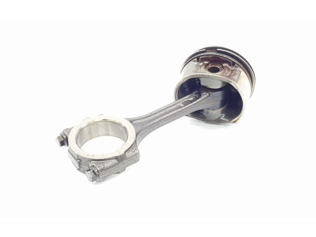  Поршень с шатуном D4F732 7701478732, 7701478732  Dacia Sandero  