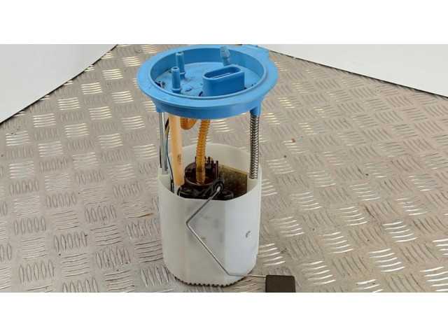 Насос топлива (в топливном баке)