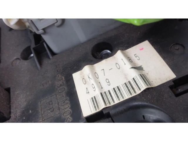 Pojistková skříňka 285519F924, 0K070185 Nissan Primera 2001