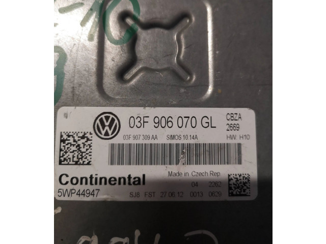 Блок управления двигателя 03F907309AA, 03F906070GL   Volkswagen Caddy