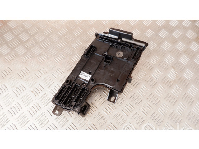 Блок комфорта 165765039A, 167097700A Tesla Model Y