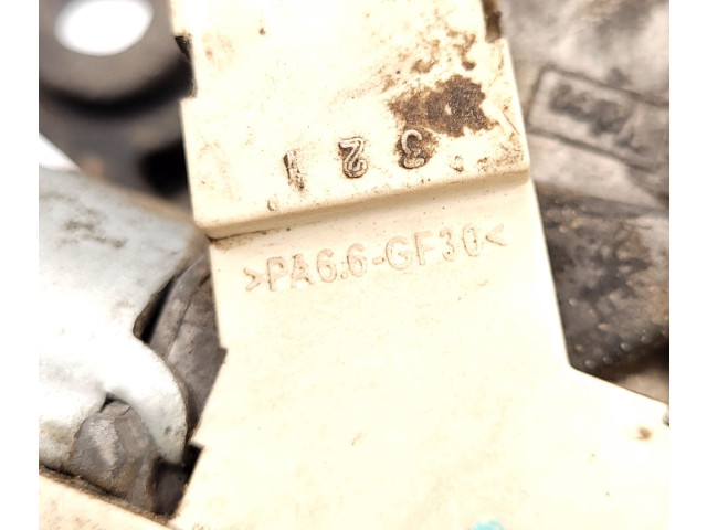 Моторчик заднего дворника 8200145486    Renault Trafic II (X83)