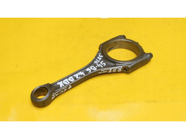 Píst Audi A4 S4 B6 8E 8H