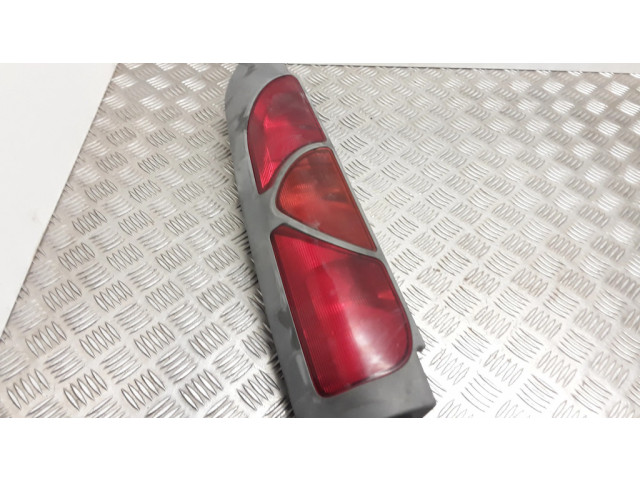 Задний фонарь левый сзади 2277 Renault Kangoo I 1997-2003 года