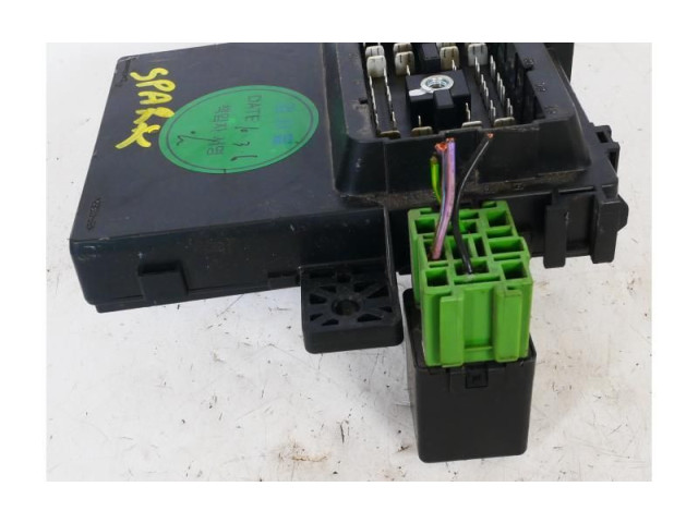 Блок предохранителей 95974309A   Chevrolet Spark    