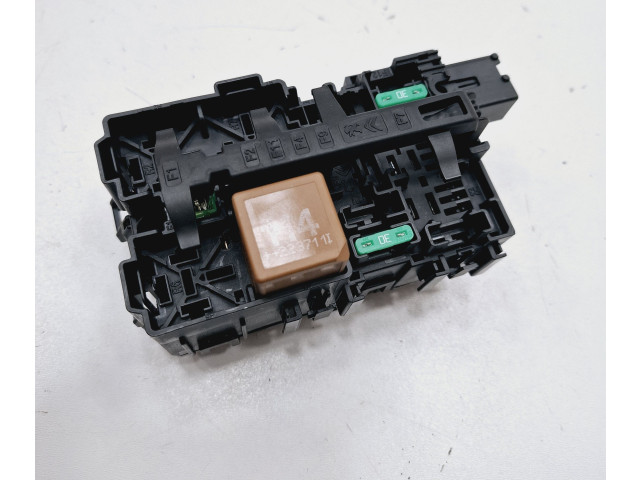 Pojistková skříňka 9812661980 Peugeot 208 2023