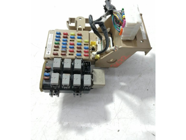 Блок предохранителей Subaru Forester SH