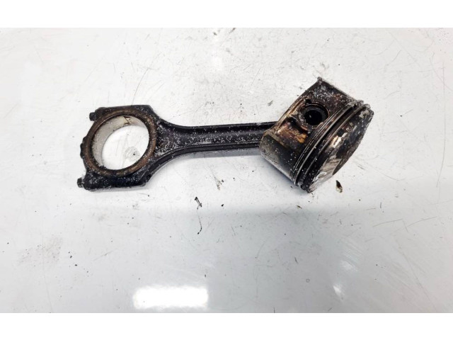  Поршень с шатуном    Audi A6 S6 C5 4B  