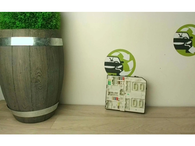 Pojistková skříňka 284B03998R, 284B03998R Renault Zoe 2013