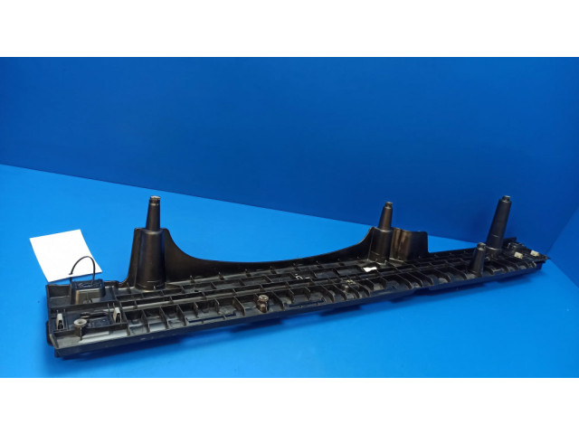 Другая деталь отделки багажника