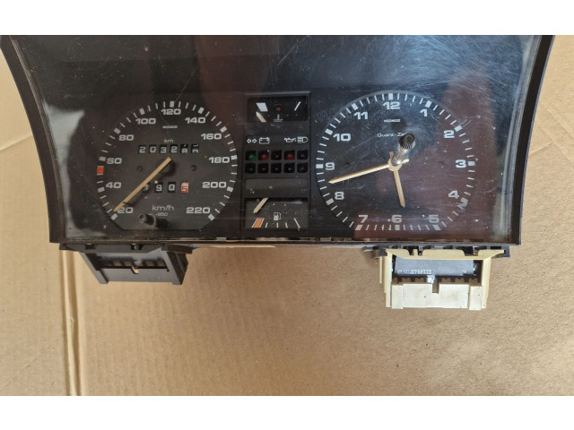 Панель приборов 191919033ES, 191919059 Volkswagen Golf II