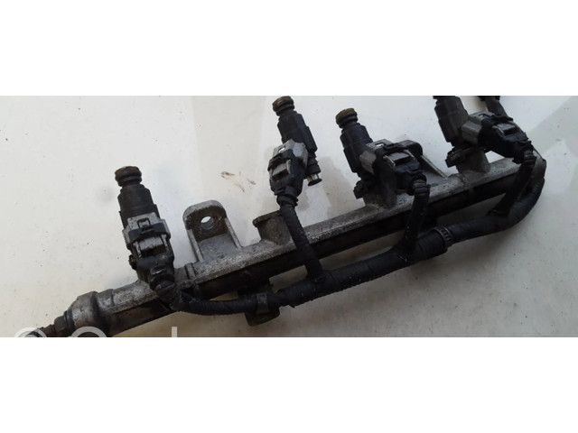 Vstřikovací lišta 3531022600, 35310-22600 KIA Cerato pro benzínový motor 1.1