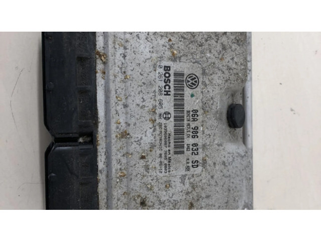 Блок управления двигателя 06A906032SD, 0261208605   Volkswagen New Beetle