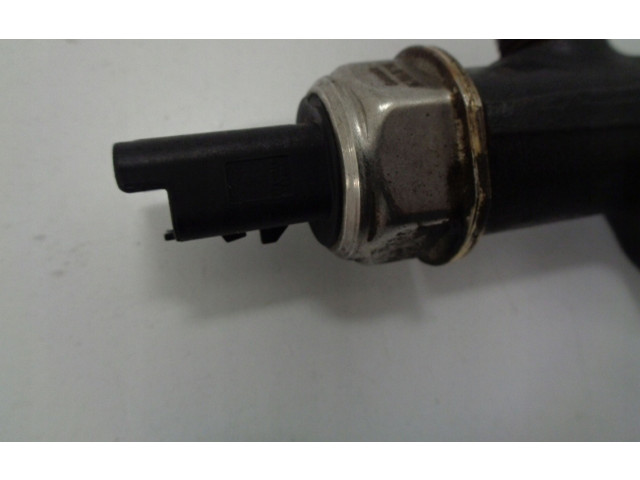 Топливная рампа 9685297580, 9670076780   Volvo C30  