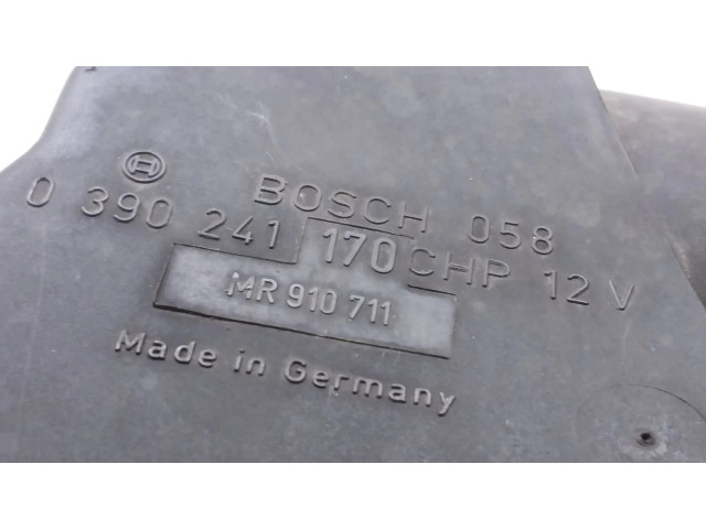 Моторчик дворников 0390241170, MR910711 Mitsubishi Carisma