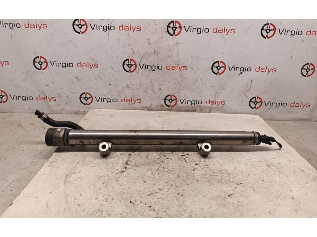 Топливная рампа 30777759, 0445215025   Volvo V70  