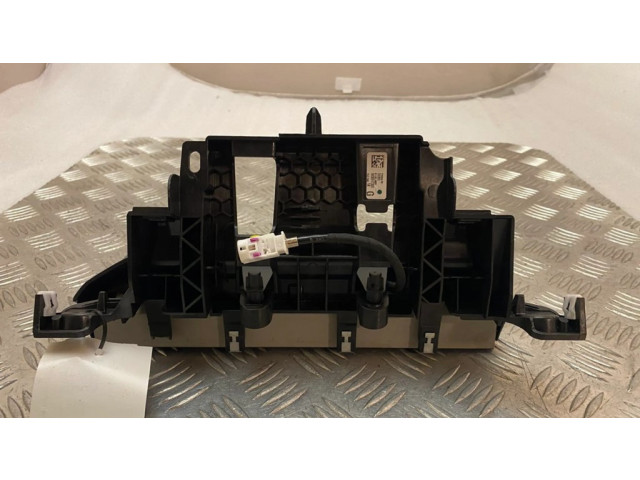 Дисплей    9838917380   Peugeot 3008 II