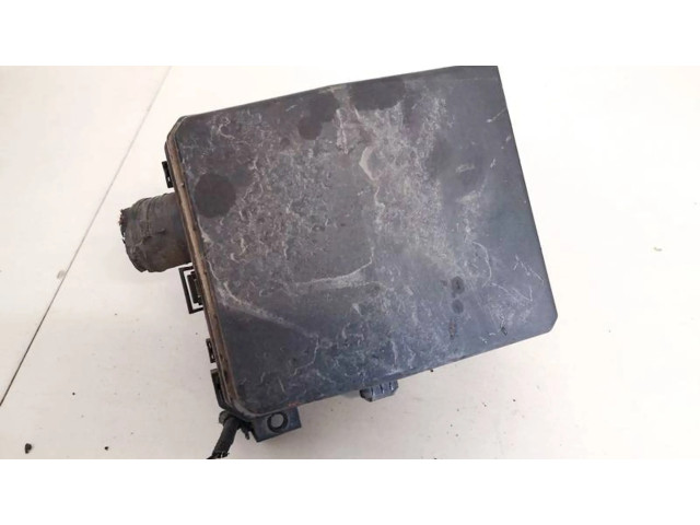 Блок предохранителей pr06102000, pr061-02000 Mitsubishi Outlander