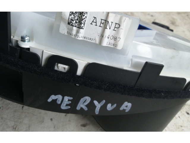 Přístrojová deska Opel Meriva B 2011 769166750U, 769317420U