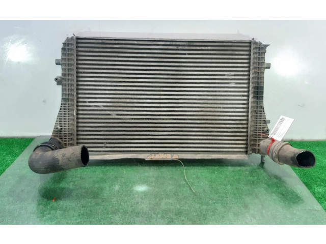 Интеркулер  3C0145805P   Volkswagen PASSAT 