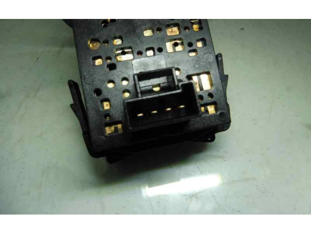 Ручка стеклоочистителей 09185417 Opel Meriva A