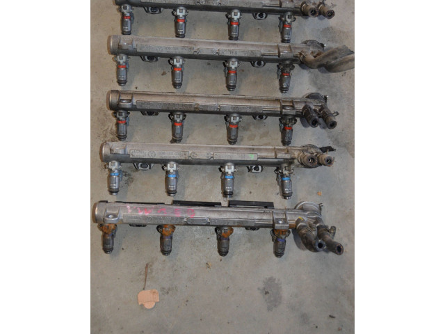 Топливная рампа 036133319E   Volkswagen Golf IV   для двигателя AXP