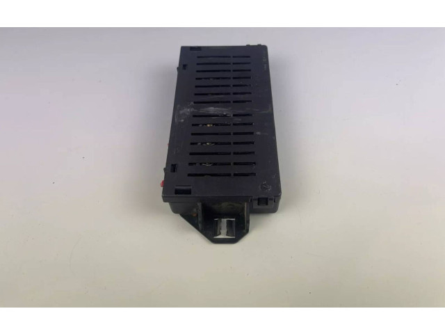 Блок предохранителей 9162323, 9441776 Volvo XC90