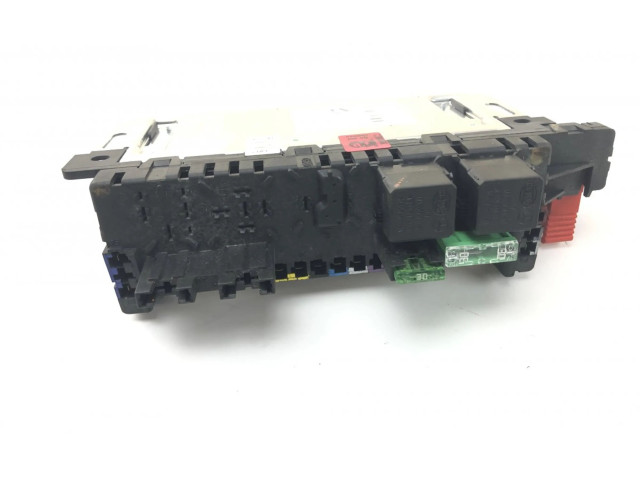 Блок предохранителей  05045139, A2305454032   Mercedes-Benz SL R230    