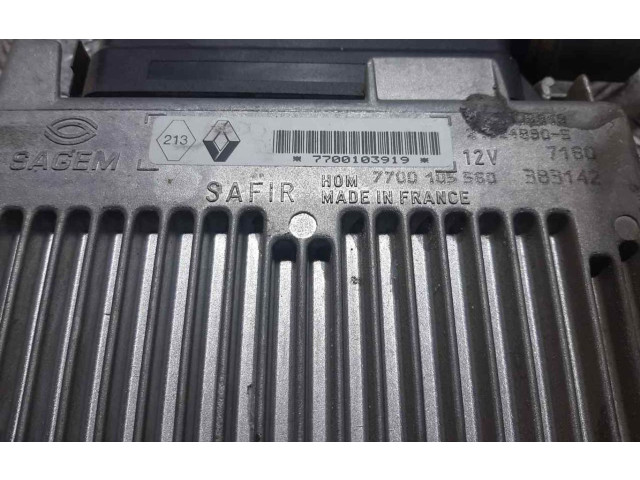 Блок управления двигателем Блок управления 7700105560   Renault Twingo I