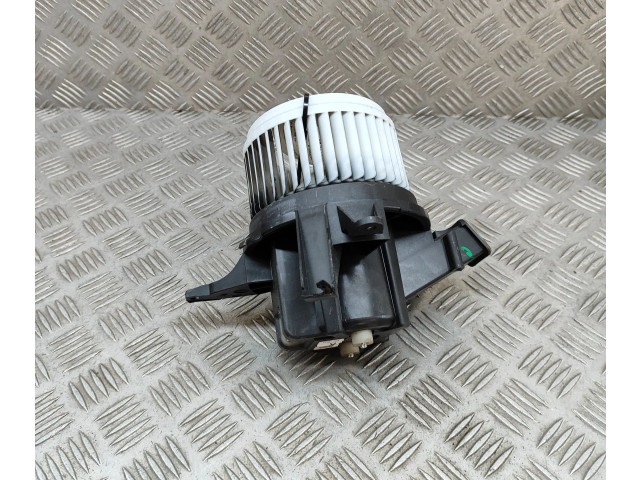 Вентилятор печки    68266039AA   Jeep Renegade