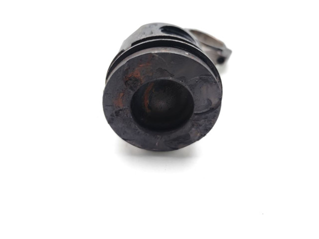 Píst 199B1.000 Alfa Romeo Mito 199B1.000