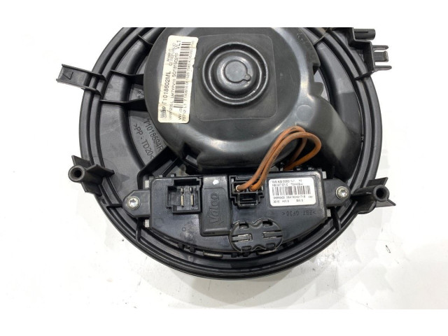 Вентилятор печки 5Q1819021F Volkswagen Golf VII