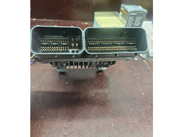 Блок управления двигателя R0414A011A, P05150352AF Jeep Compass