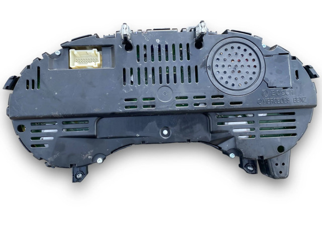 Přístrojová deska Mercedes-Benz GLA W156 2015 A1569001304