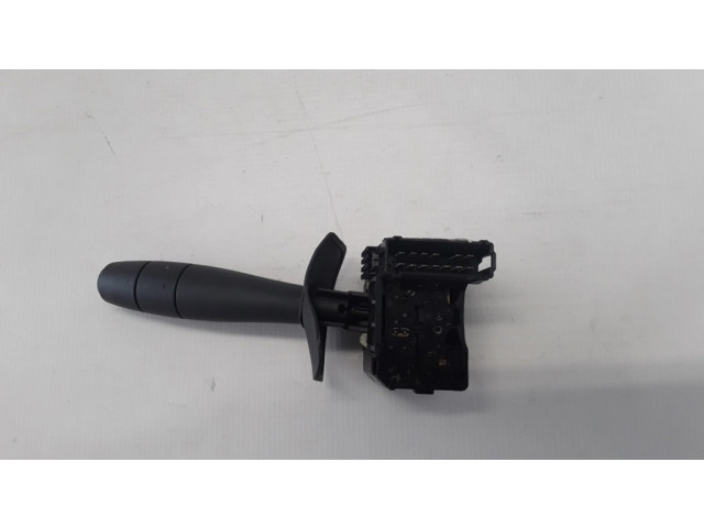 Переключатель дворников 8200213173 Dacia Logan I