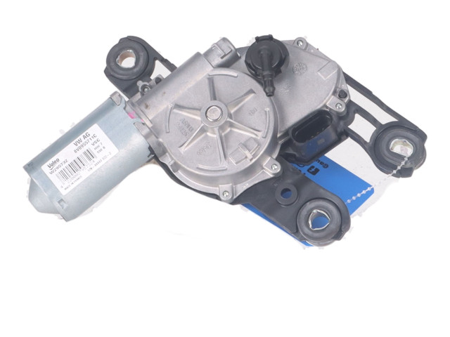 Моторчик заднего дворника 8V0955711C    Volkswagen Caddy