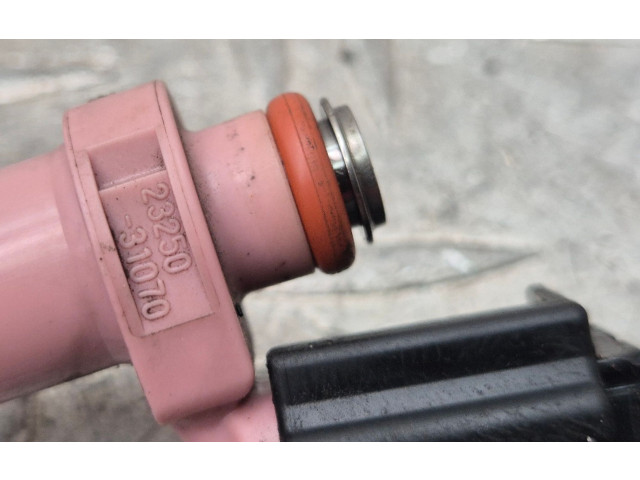 Vstřikovač 2325031070 Lexus GS 300 350 430 450H