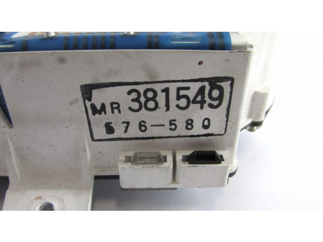 Панель приборов MR381549 Mitsubishi Space Wagon