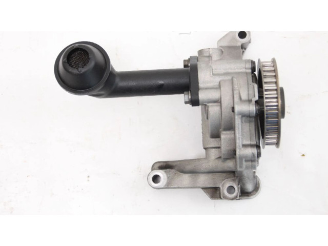 Масляный насос  CAYC 03L115105B, 03L115105B  Skoda Octavia Mk2 (1Z) 