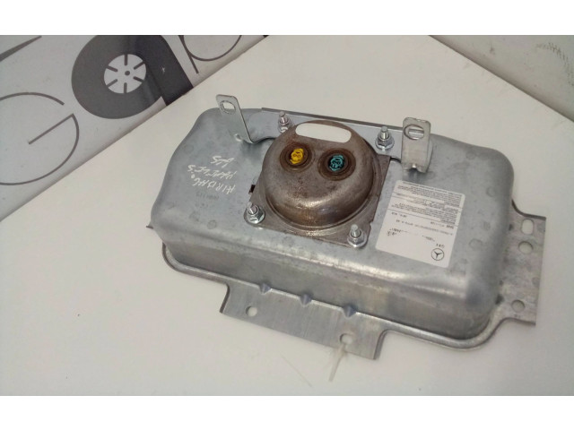 Подушка безопасности пассажира Mercedes-Benz GLE (W166 - C292)