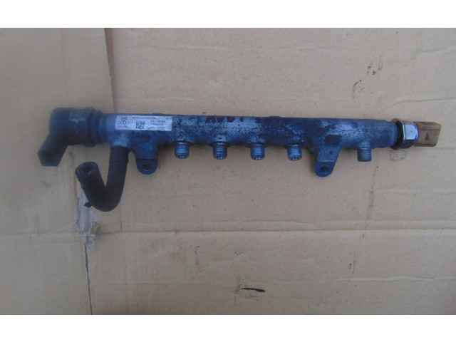 Vstřikovací lišta 03L13008900 Volkswagen Transporter - Caravelle T5