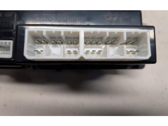 Дисплей    937001K800, 945101K000   Hyundai ix20