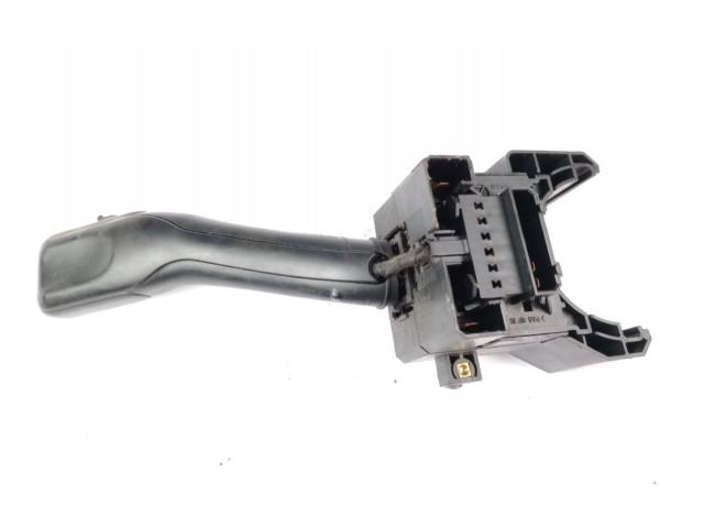 Ручка стеклоочистителей 4B0953503F   Volkswagen Golf SportWagen