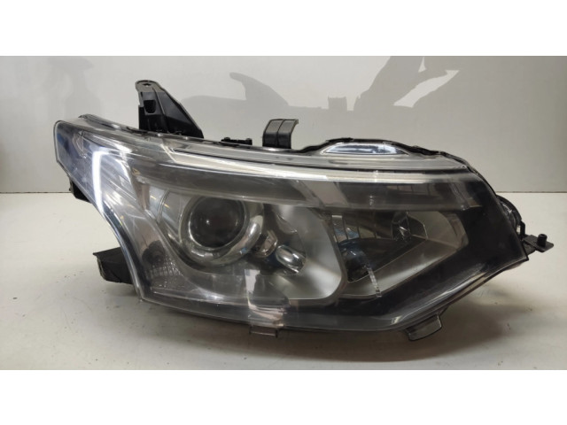 Передняя фара