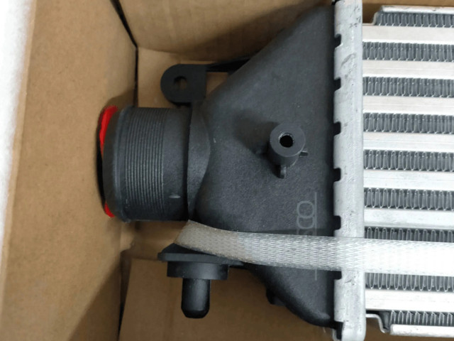 Интеркулер 51783791 Alfa Romeo Mito