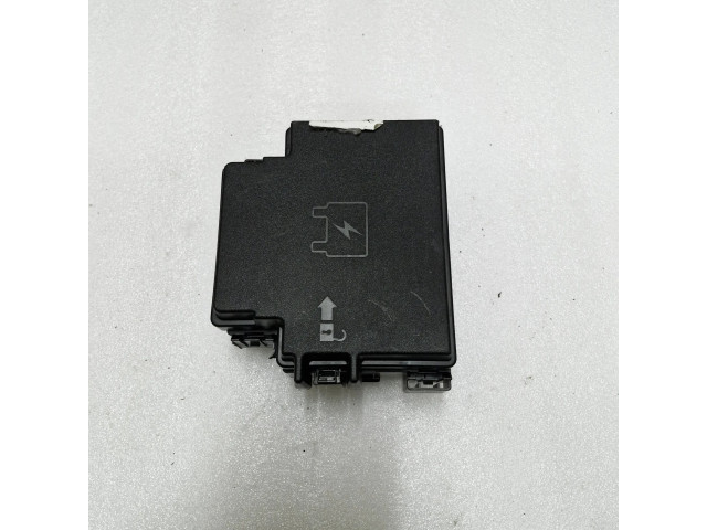 Блок предохранителей 68460093AC   Jeep Grand Cherokee WL    