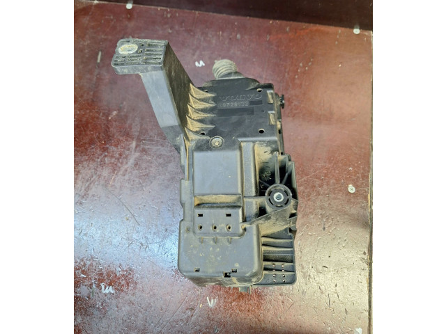 Pojistková skříňka 30728132 Volvo XC70 2006