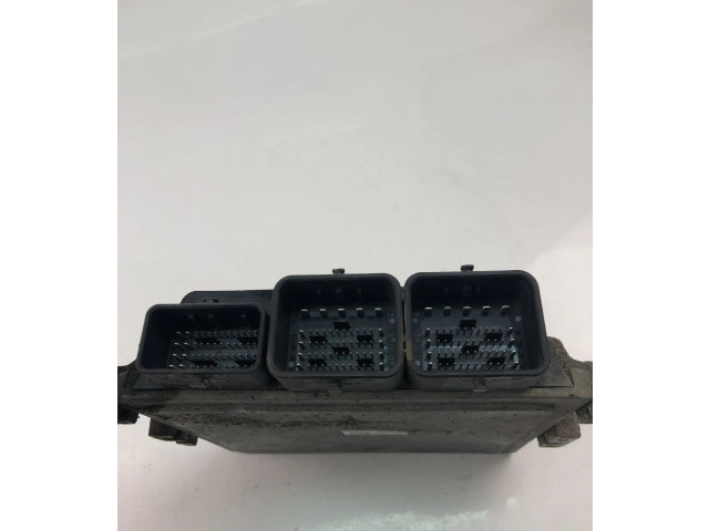 Блок управления двигателем Блок управления 30788975, S180134001B Volvo V50