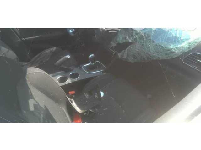 Блок управления двигателя 237106560S   Dacia Lodgy